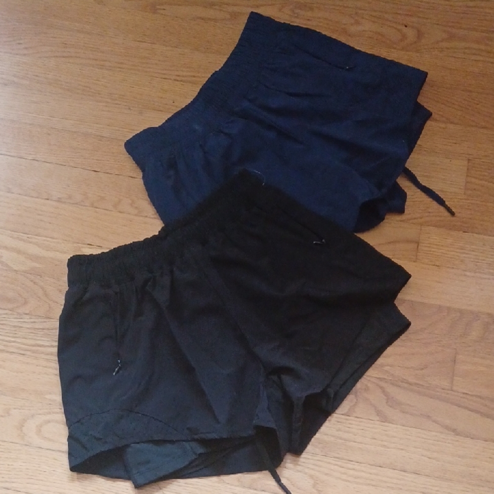 Athletic Women's Black and Navy Shorts